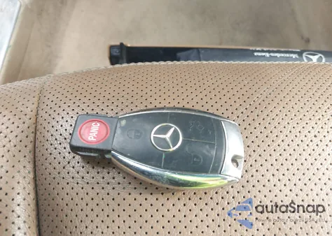 2008 Mercedes-Benz S 550 from USA, damaged, VIN WDDNG71X78A201444